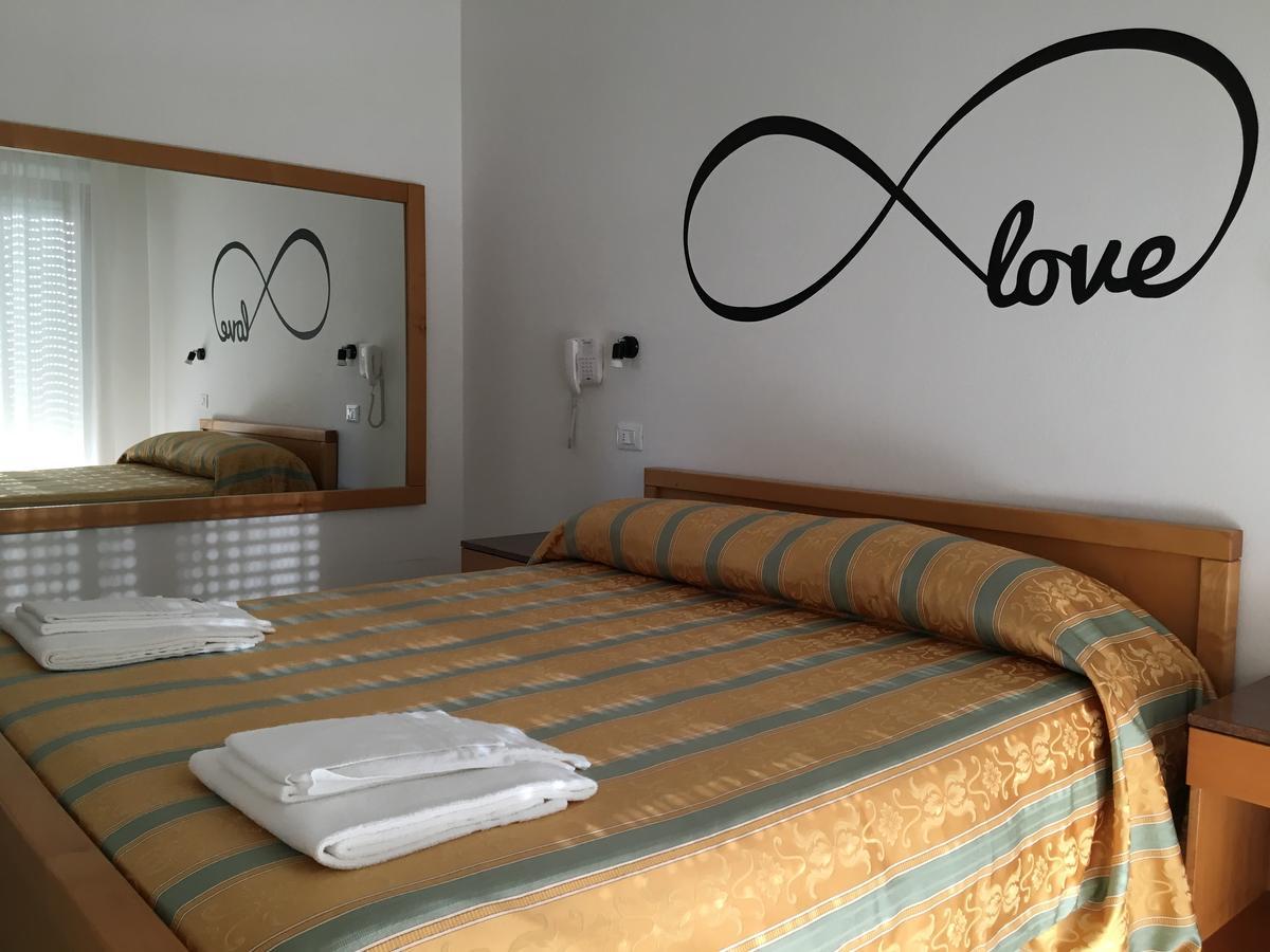 Infinity Hotel Cervia Ngoại thất bức ảnh